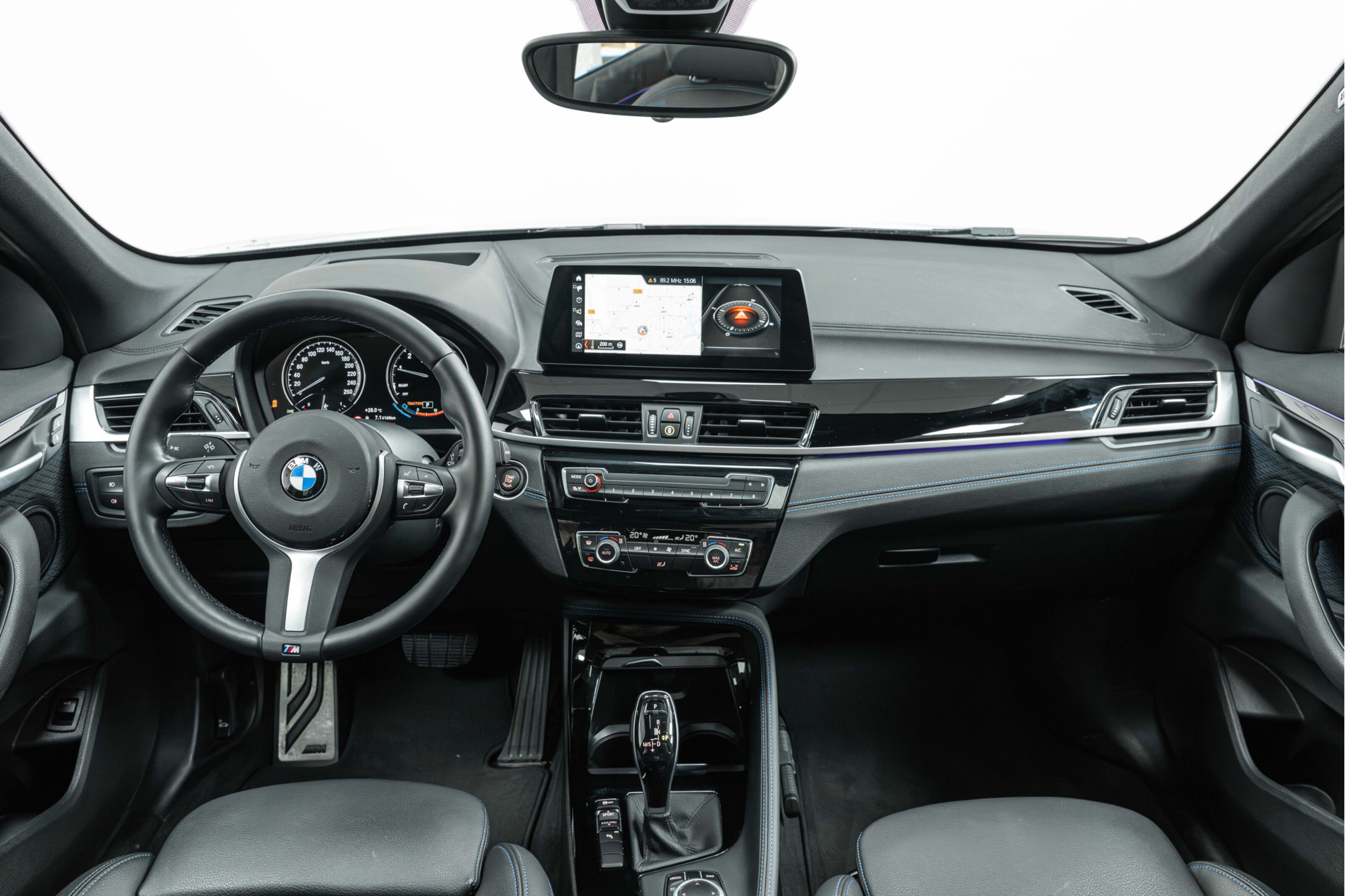 BMW X1 sDrive18i Executive M Sport Automaat