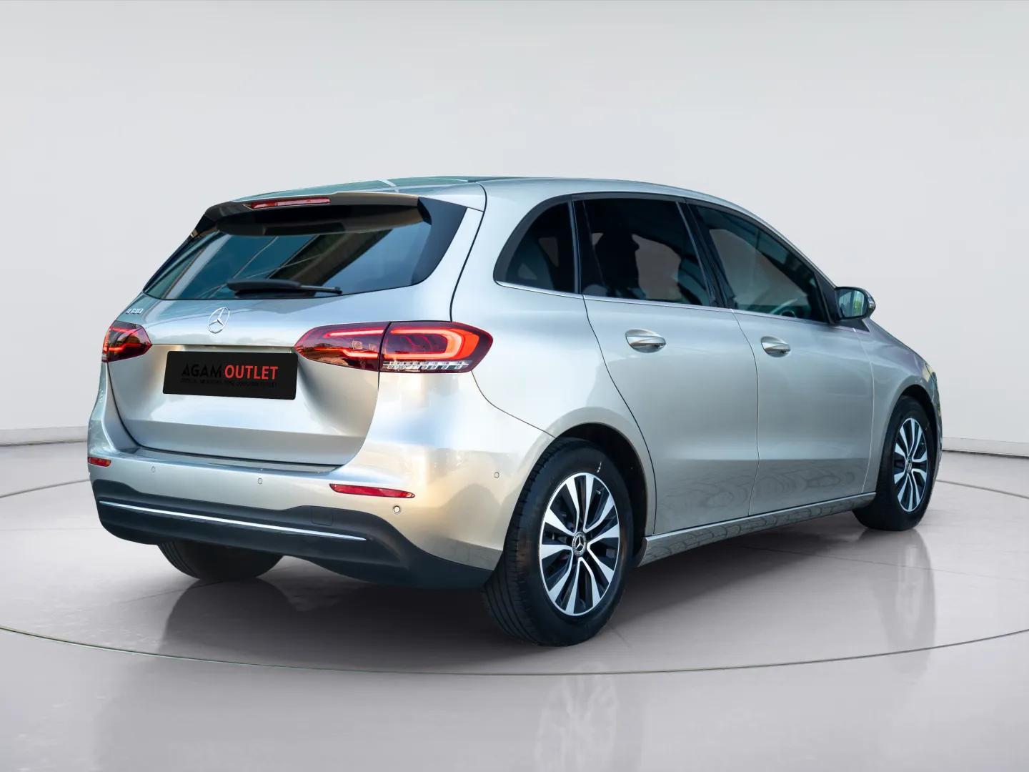 Mercedes-Benz B-Klasse 180 Business Solution AMG - Afbeelding 2