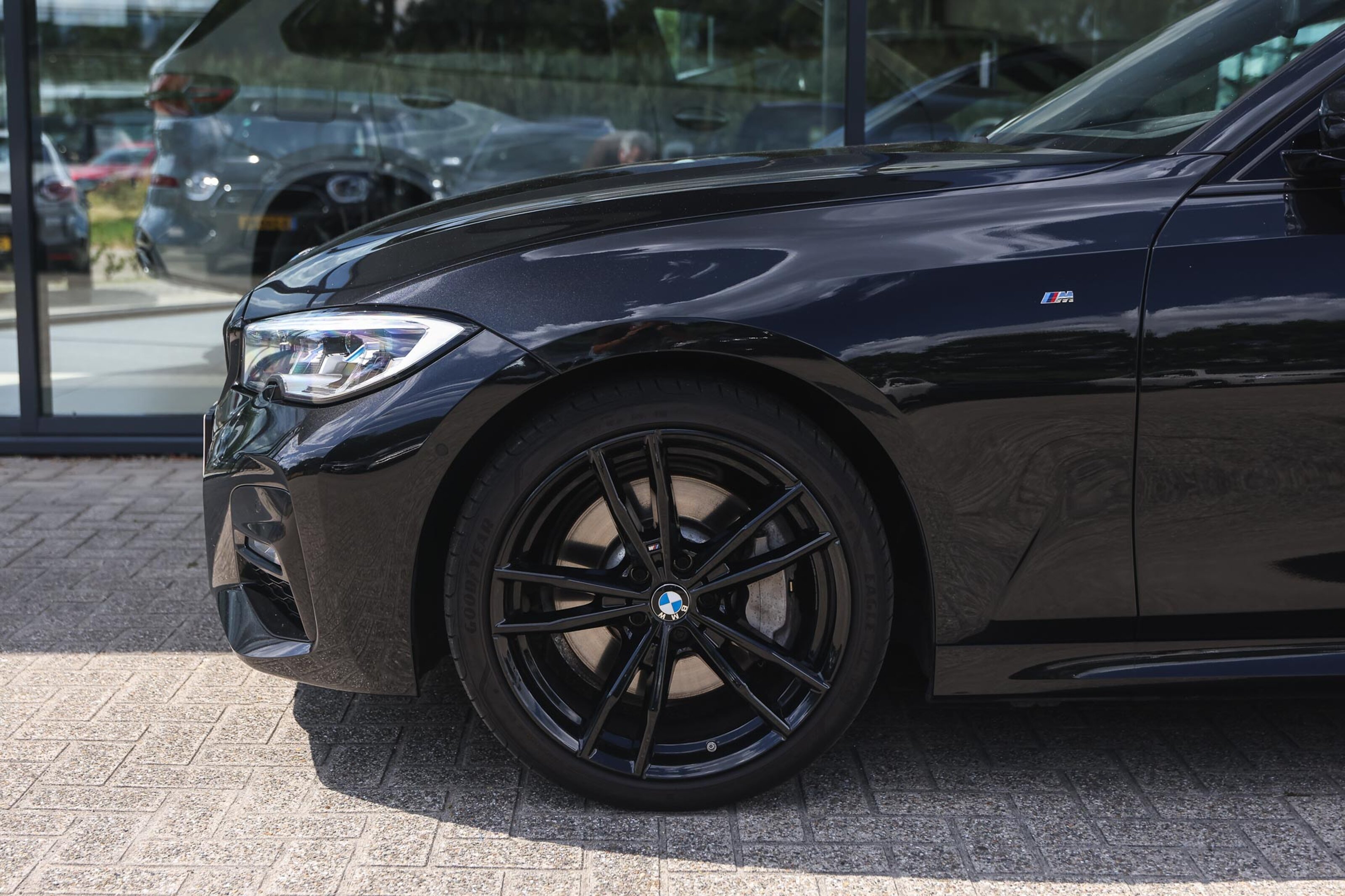 BMW 3 Serie Touring 330i xDrive M Sport Automaat