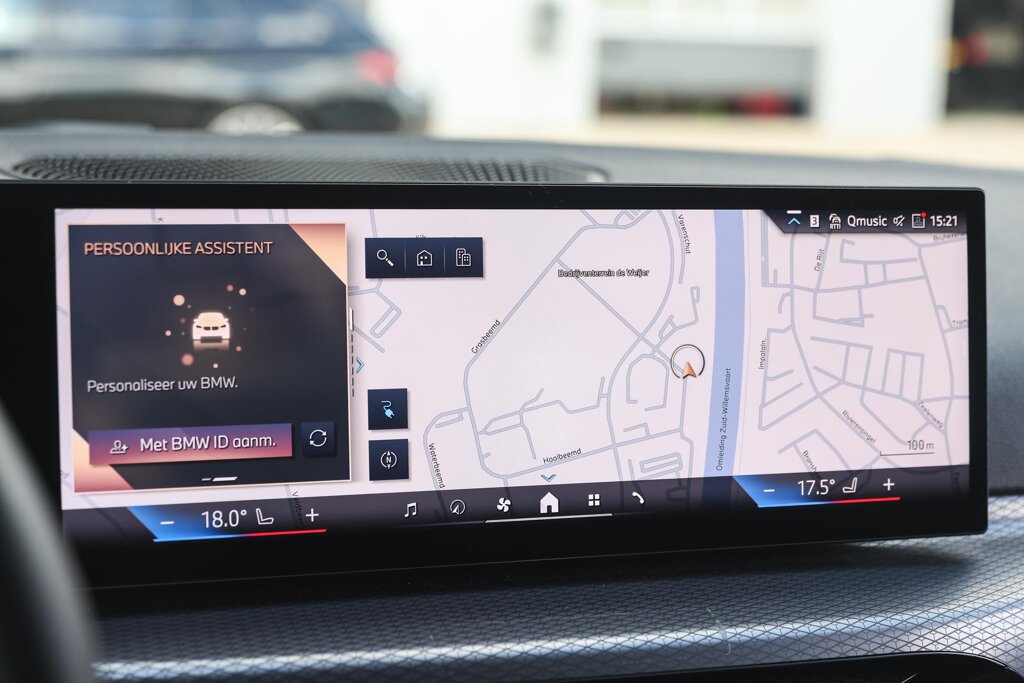 BMW i4 17