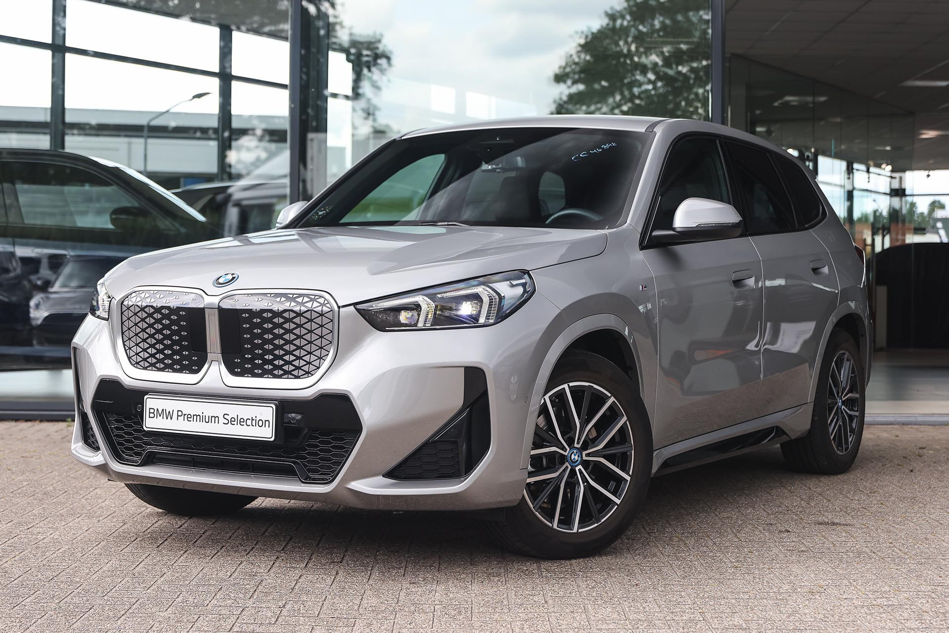 BMW iX1 xDrive30 M Sport