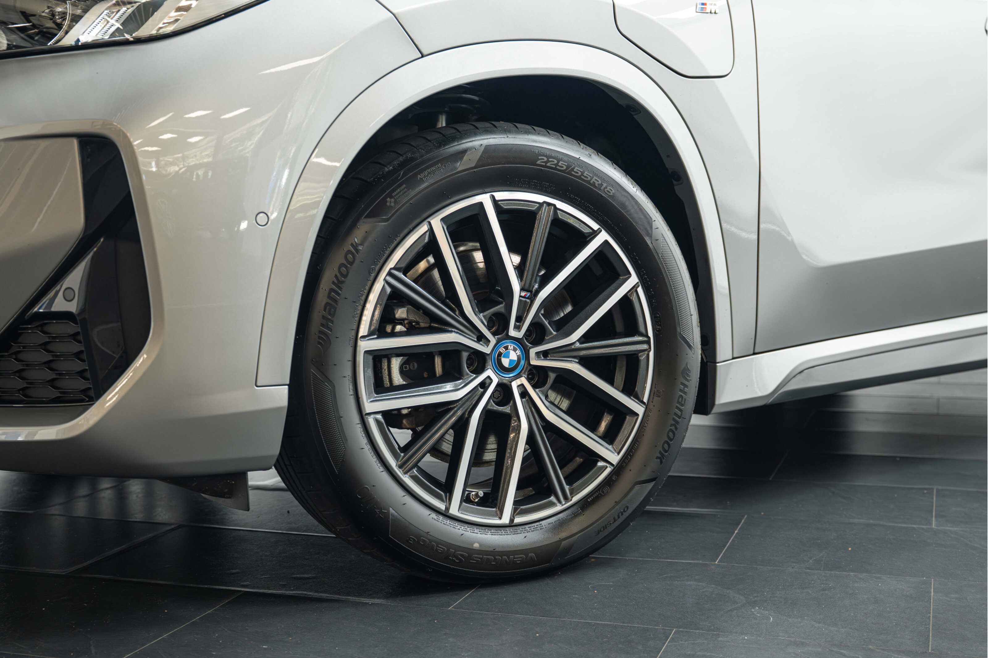 BMW X1 8