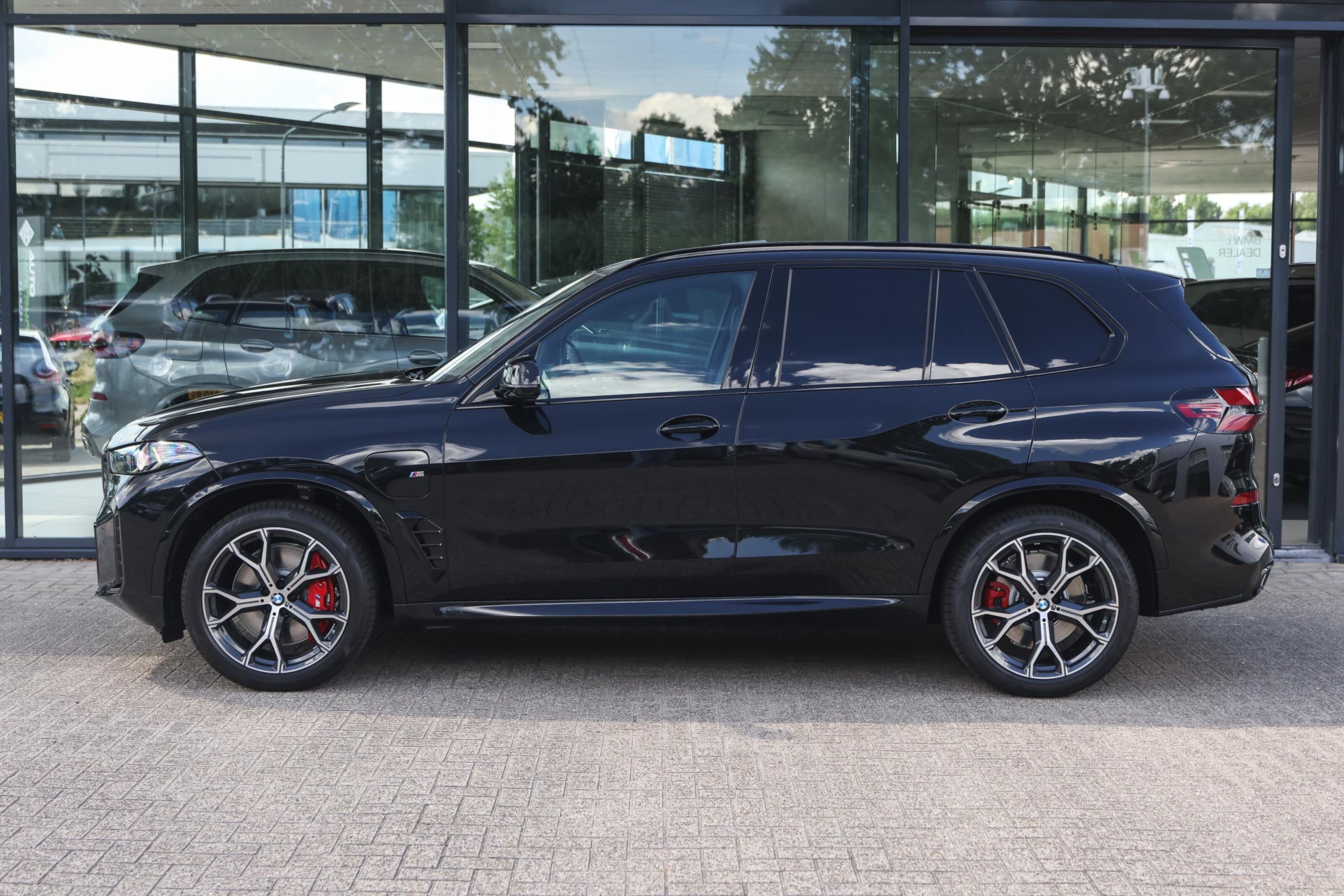 BMW X5 8
