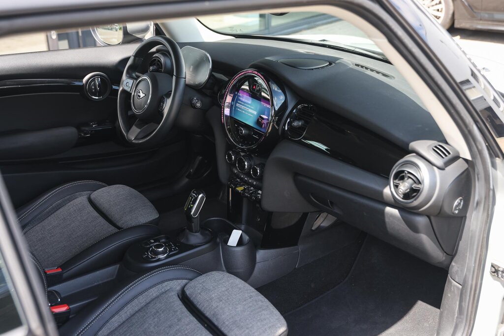 MINI Electric 9