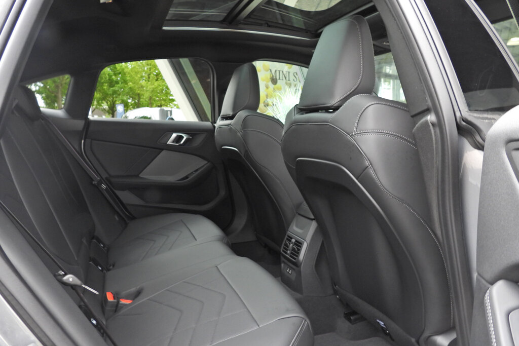 BMW 2 Serie 33