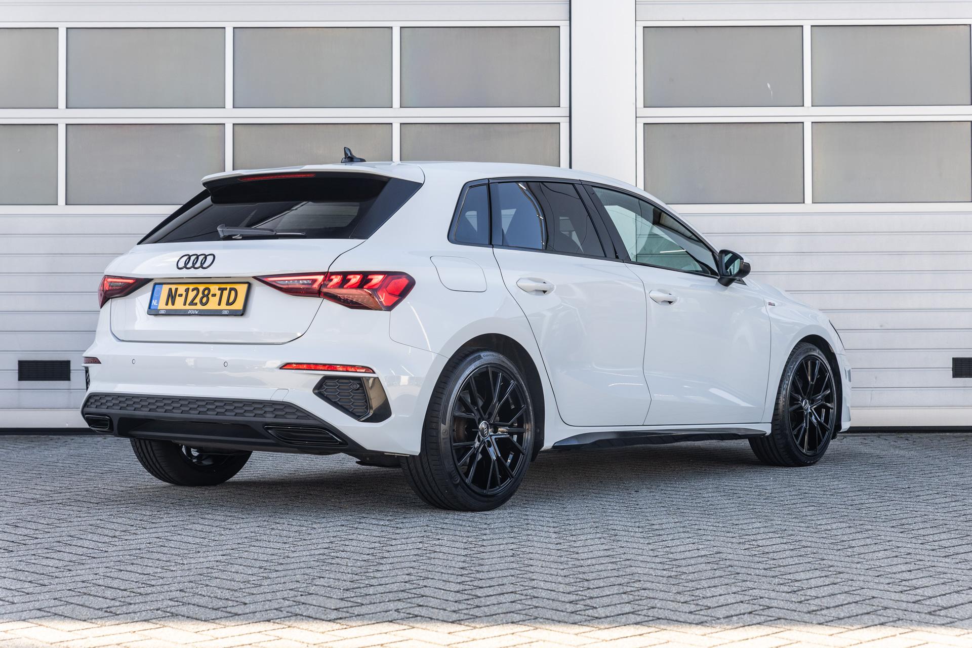 Audi A3 Sportback 35 TFSI 150pk S-tronic S edition - Afbeelding 2