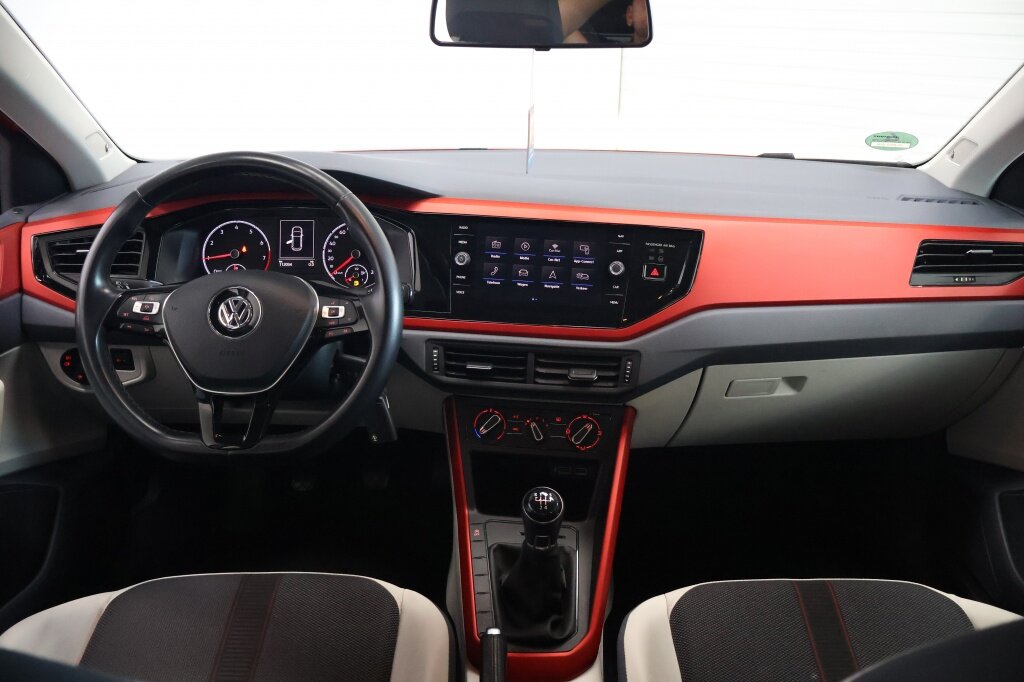 Volkswagen Polo 1.0 TSI Beats 95pk | Carplay | Airco | ACC | Navigatie - Afbeelding 2