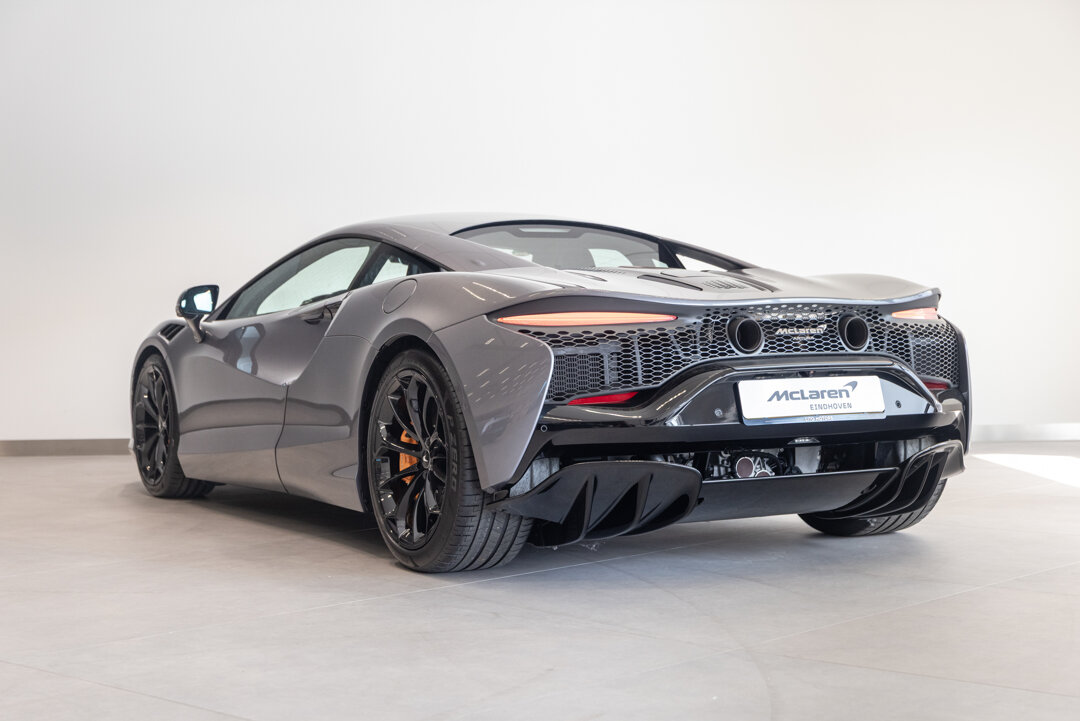 McLaren Artura - foto 6
