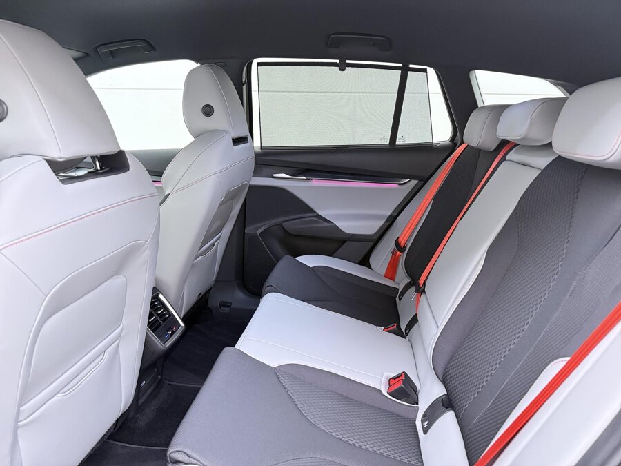 Škoda Enyaq Business Edition 150 kW / 204 PK