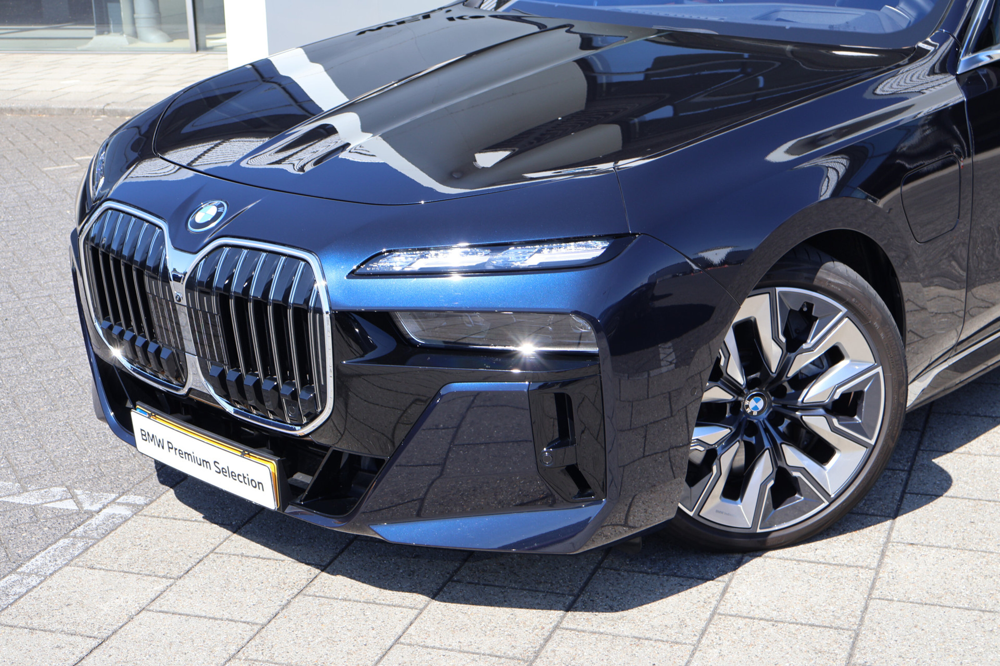 BMW 7 Serie 750e xDrive M Sport Automaat
