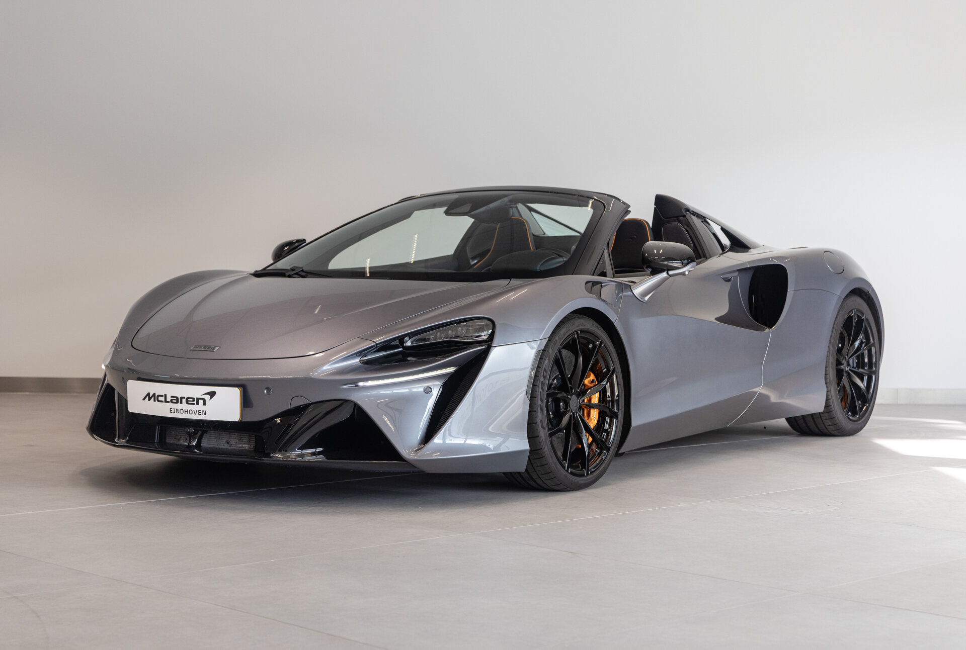 McLaren Artura Spider