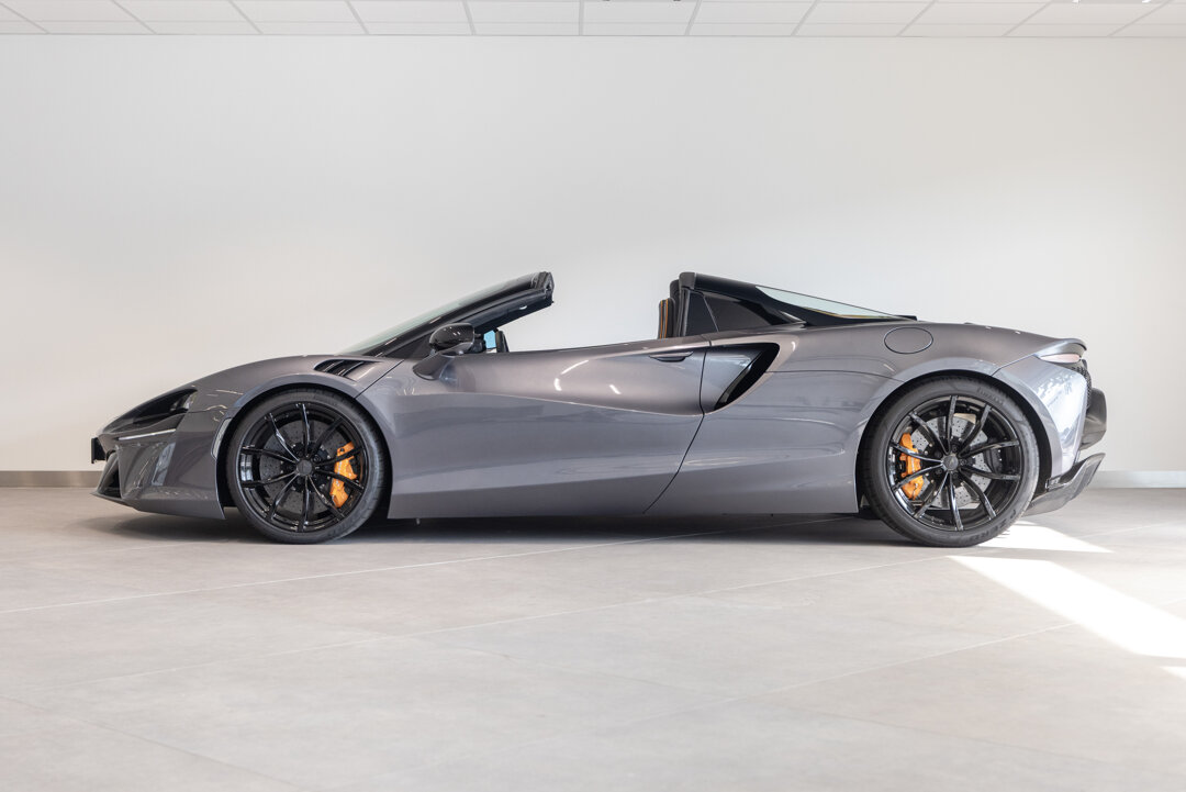 McLaren Artura - foto 5
