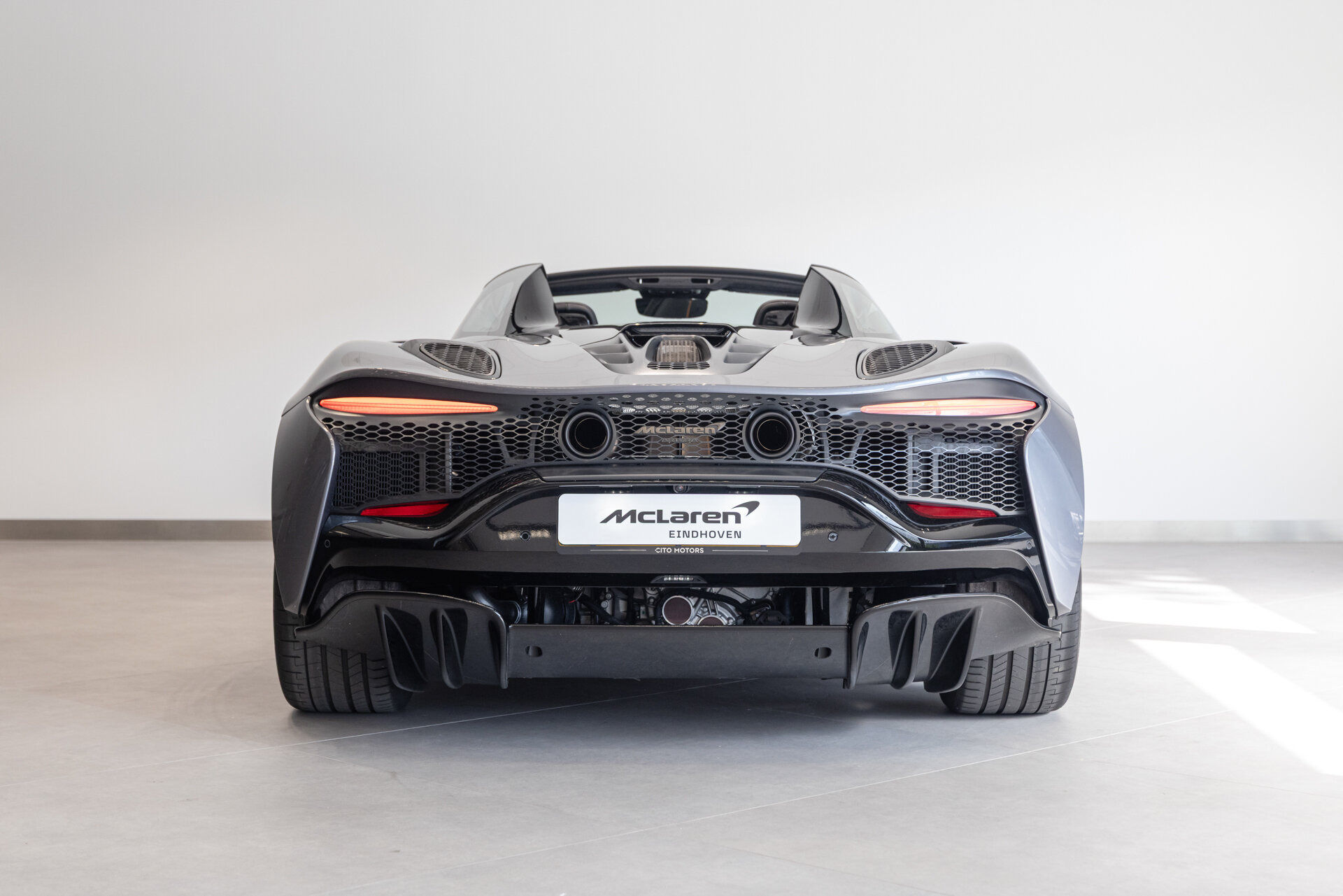 McLaren Artura - foto 9