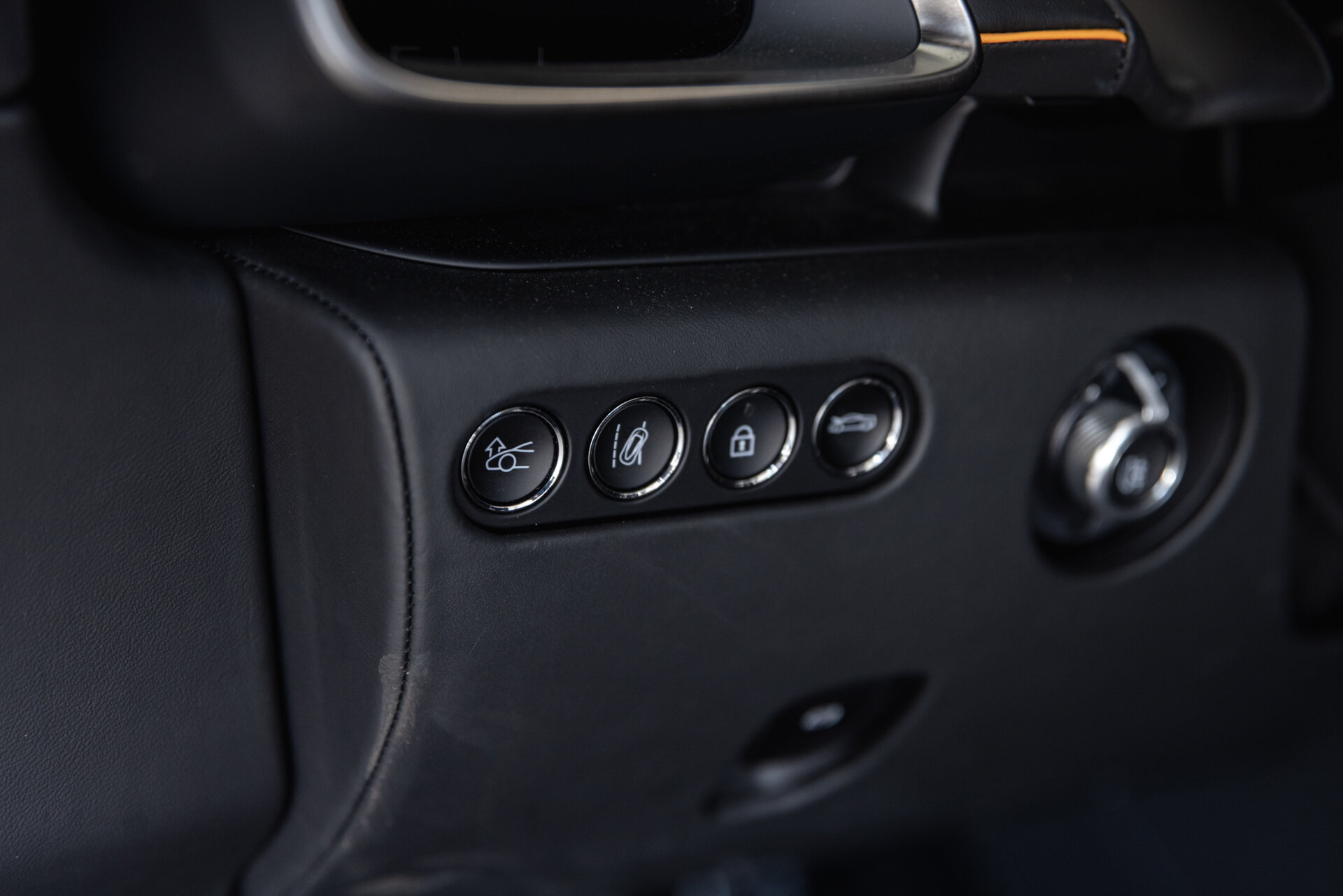 McLaren Artura - foto 12