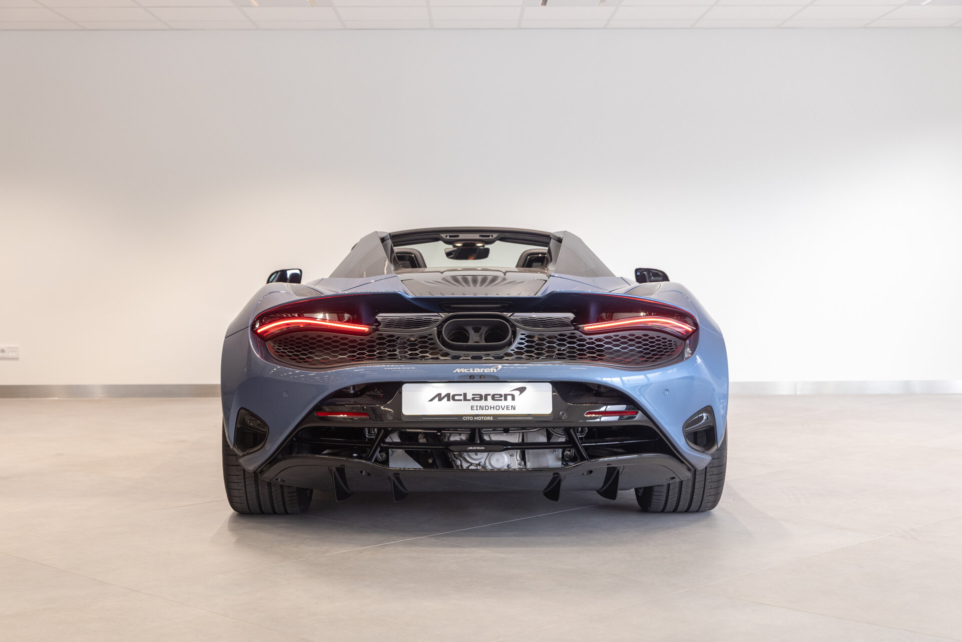 McLaren 750S - foto 9