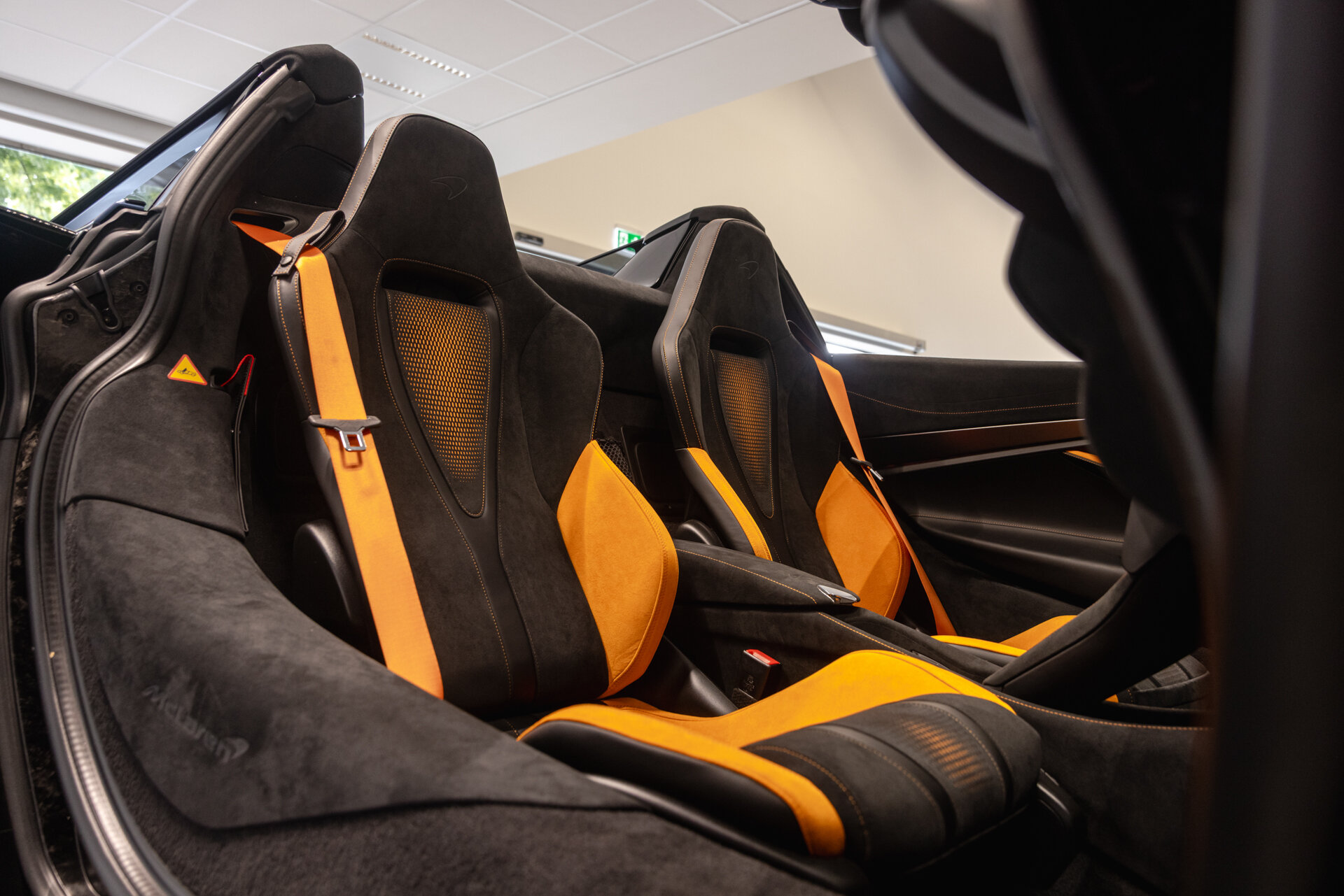 McLaren 750S - foto 12