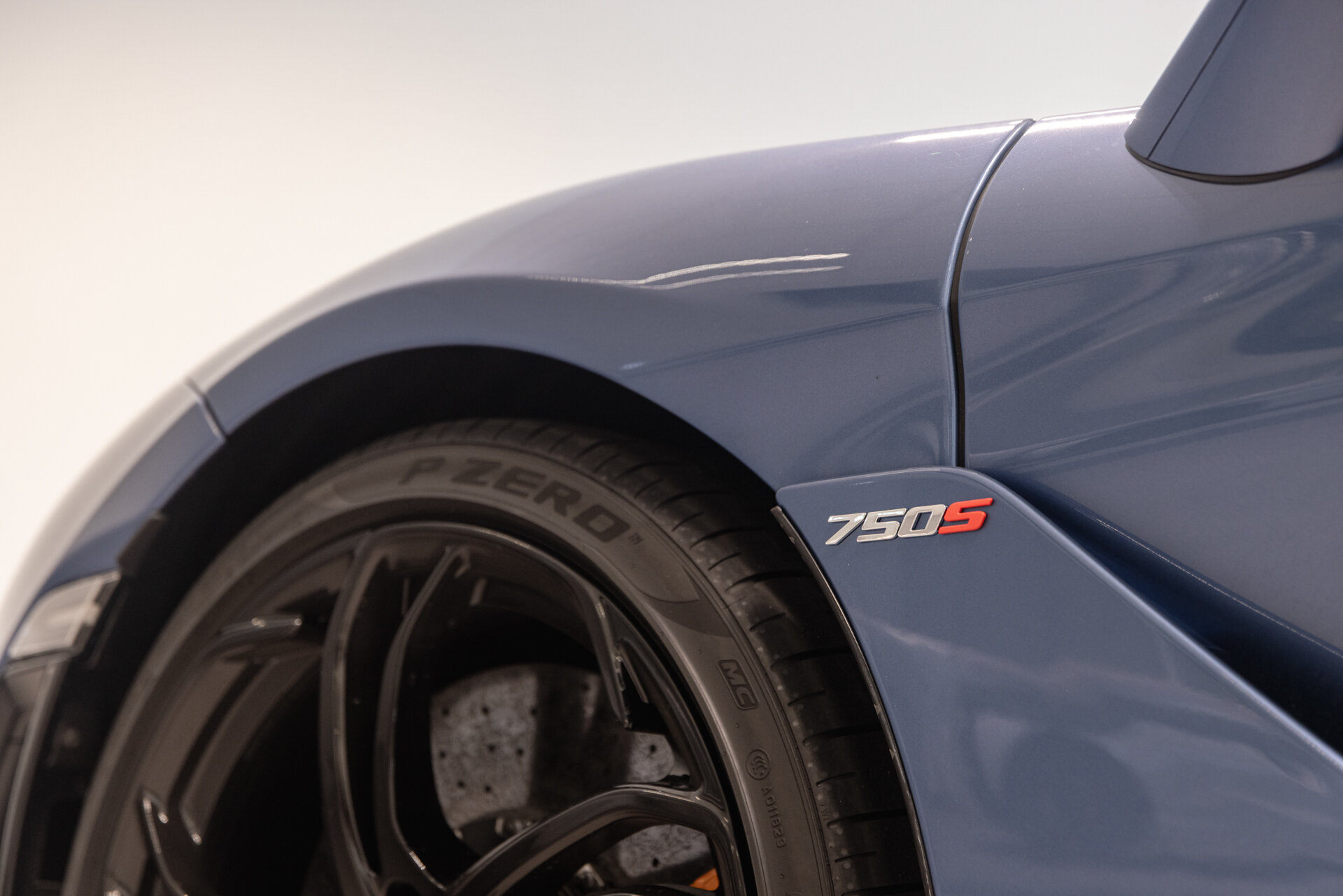McLaren 750S - foto 25