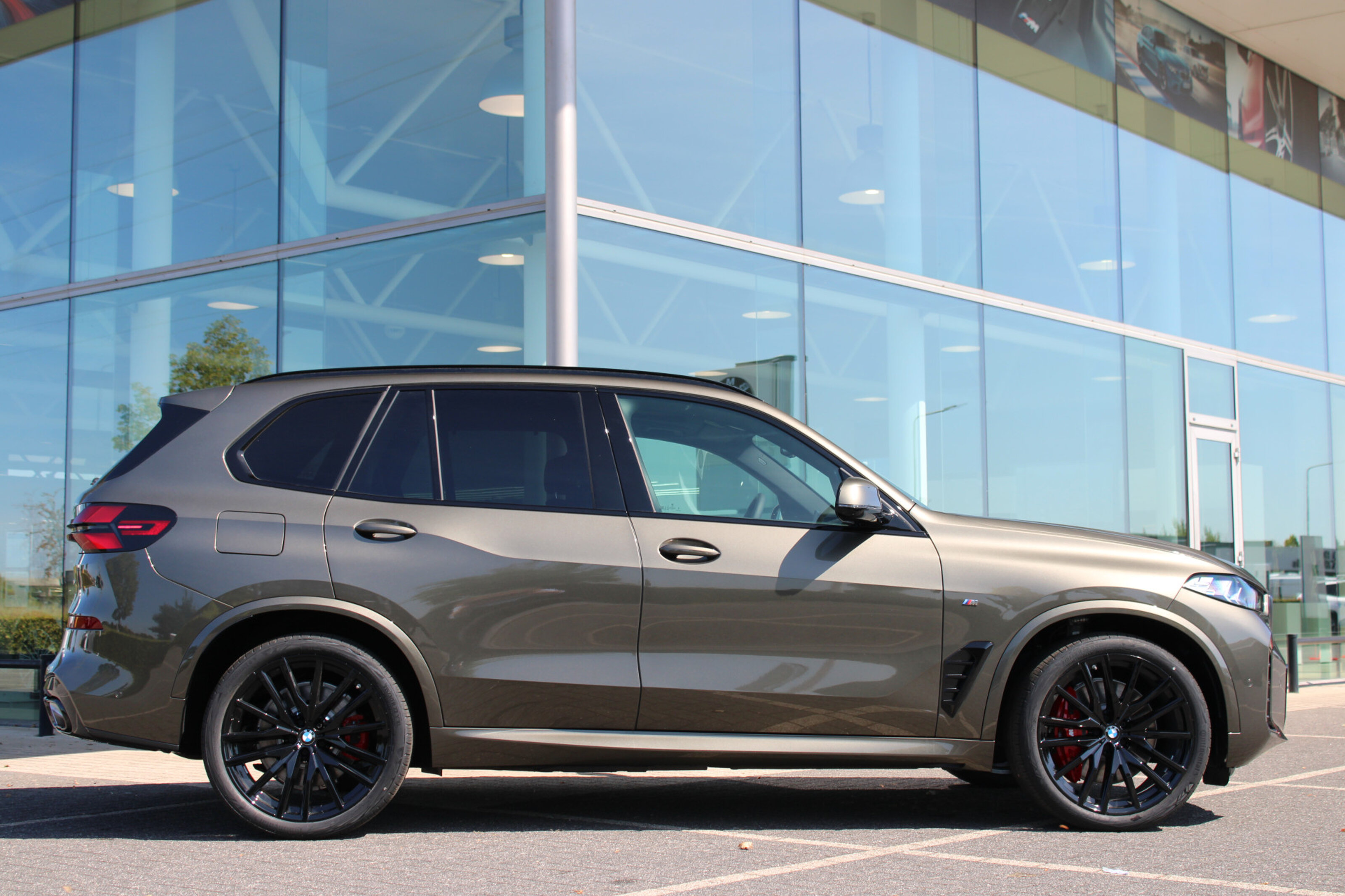 BMW X5 8