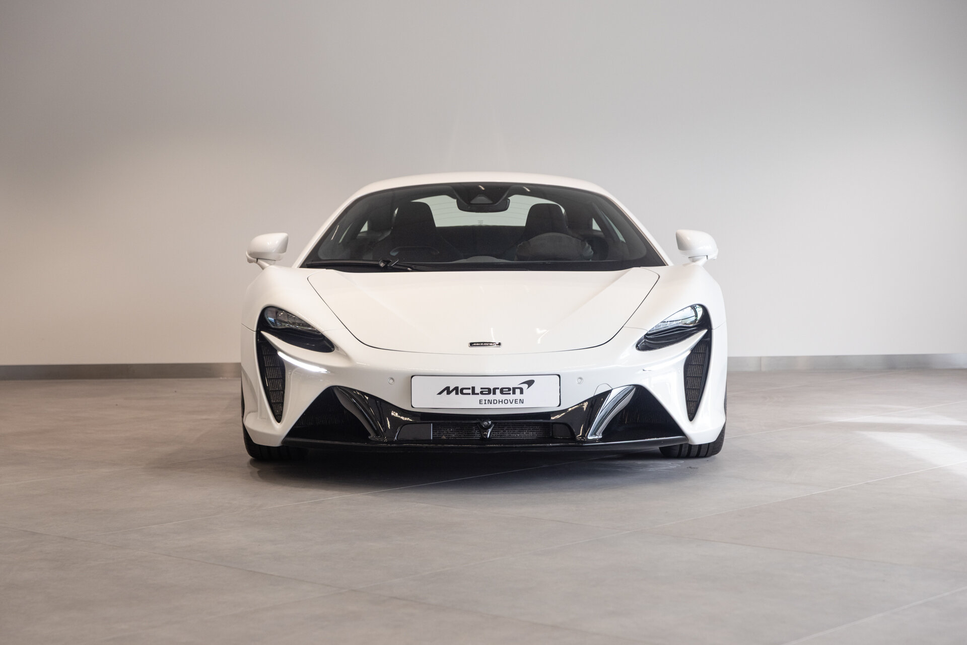 McLaren Artura - foto 2