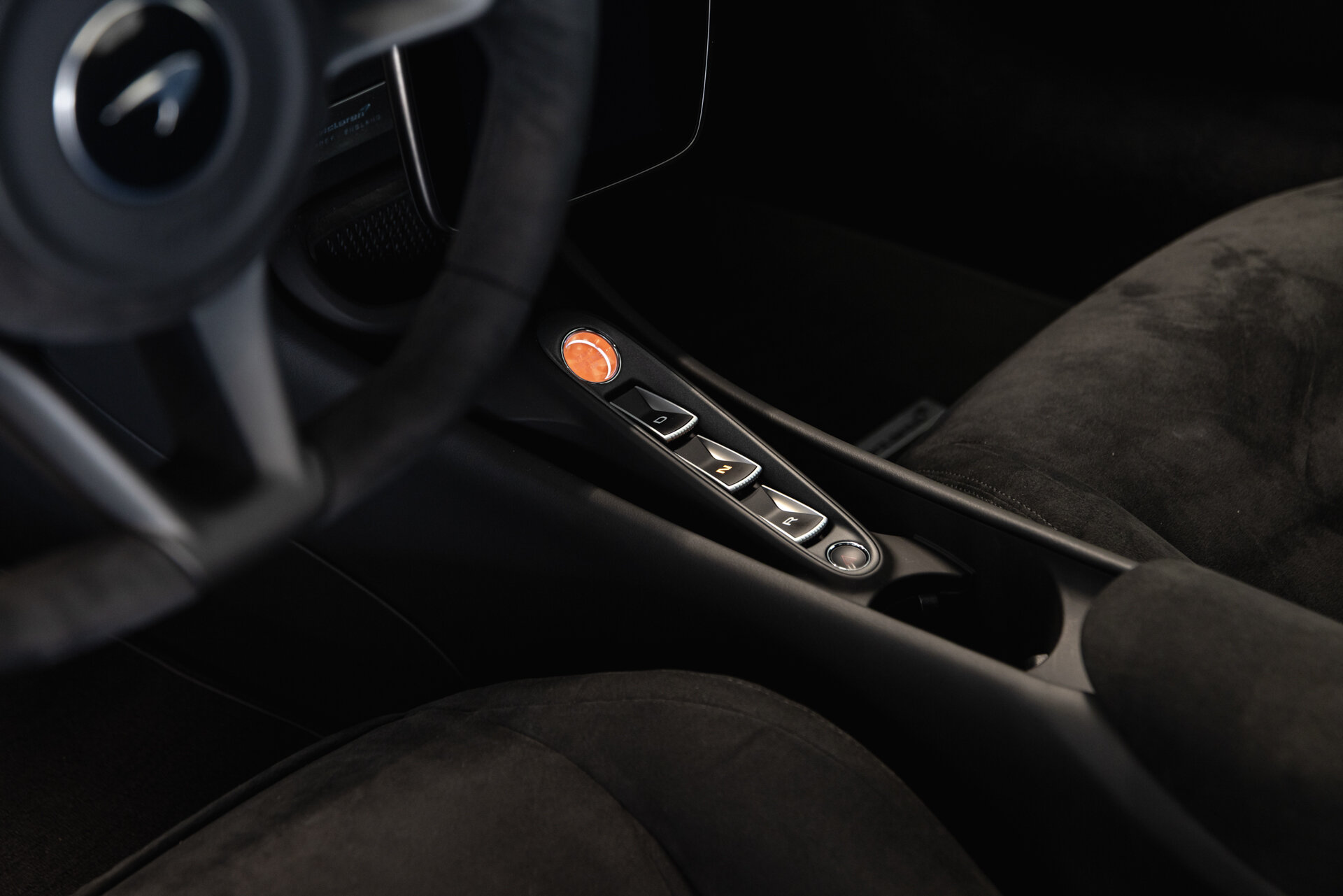 McLaren Artura - foto 14