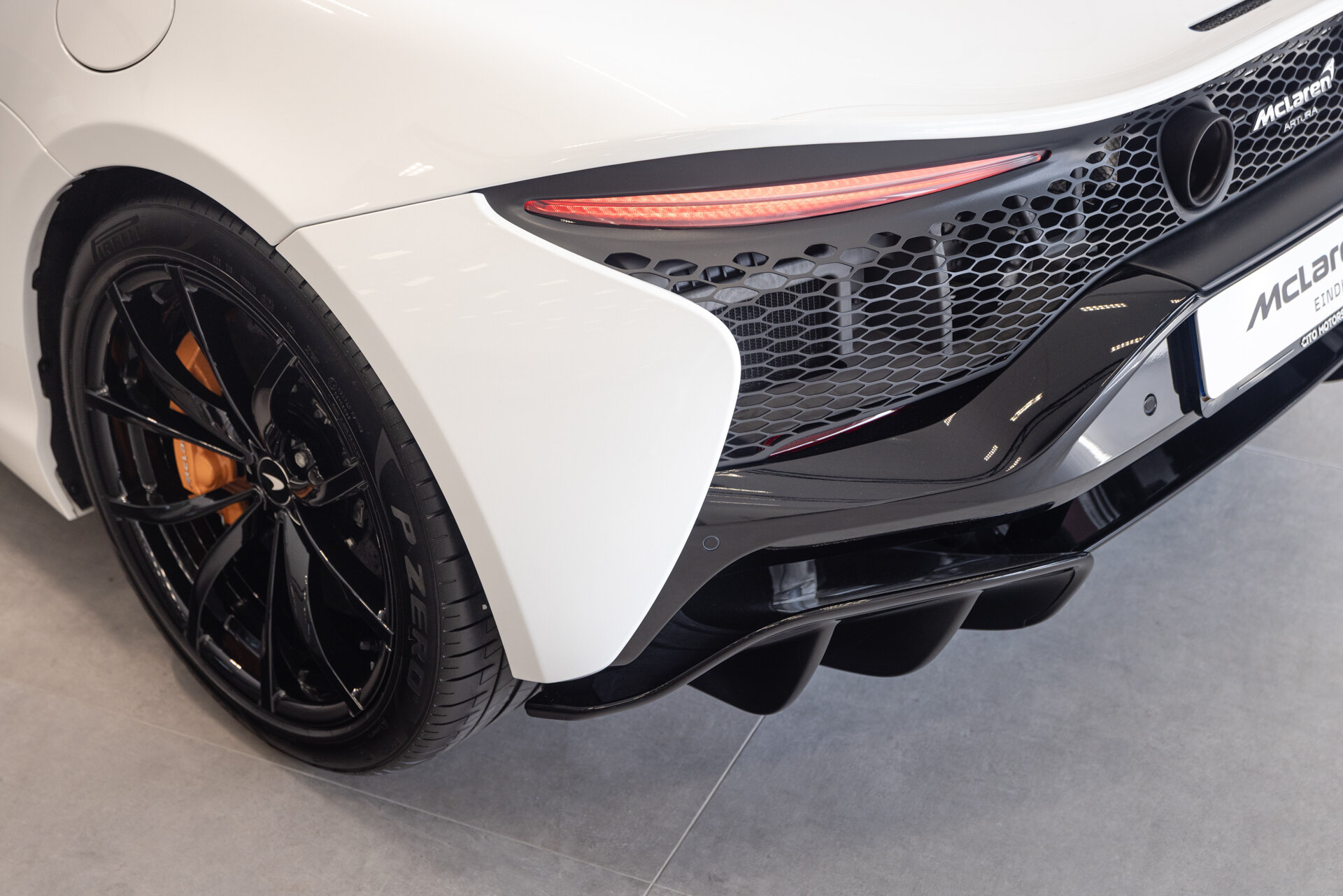 McLaren Artura - foto 20