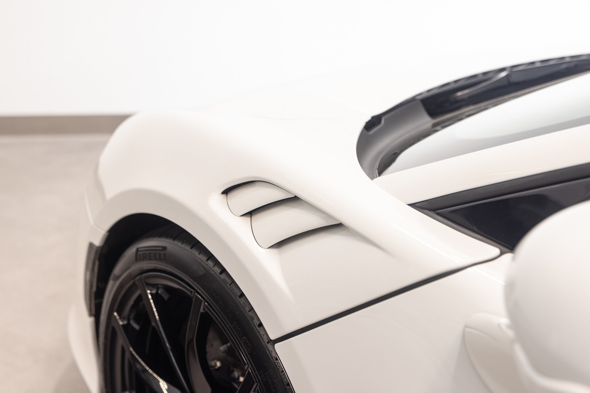 McLaren Artura - foto 23