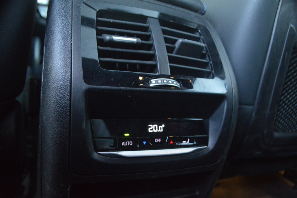 BMW X4 25