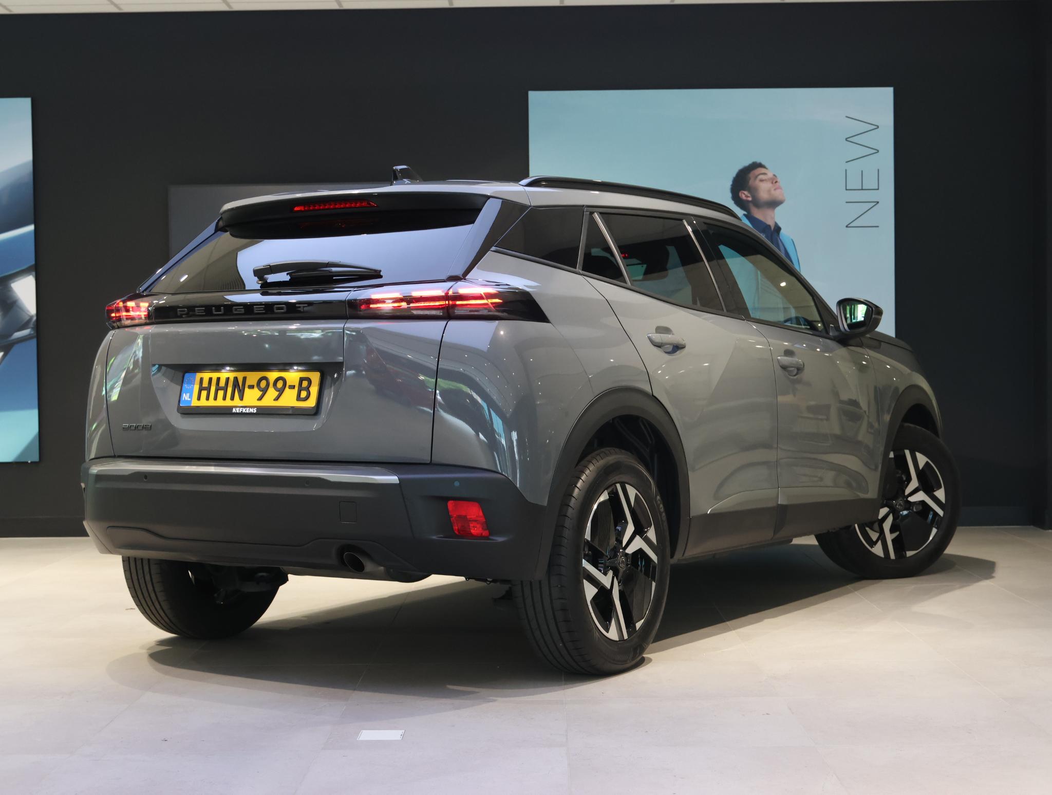 Peugeot 2008 SUV Allure 100 pk - Afbeelding 3