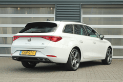 SEAT Leon Sportstourer 1.5 TSI 204pk DSG e-Hybrid FR Business - Afbeelding 2