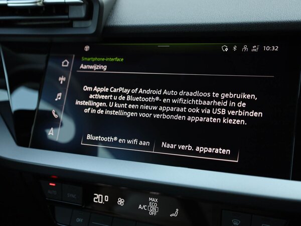 Apple Carplay/Android Auto