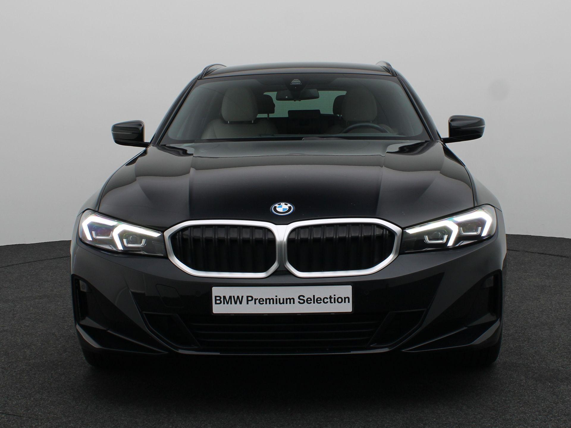 BMW 3 Serie Touring 330e - Afbeelding 3