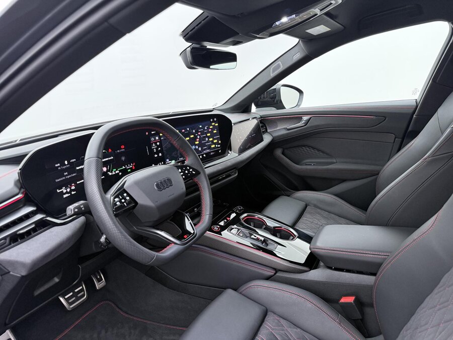 Audi A6 Avant 2.0 e-hybrid quattro S edition Competition