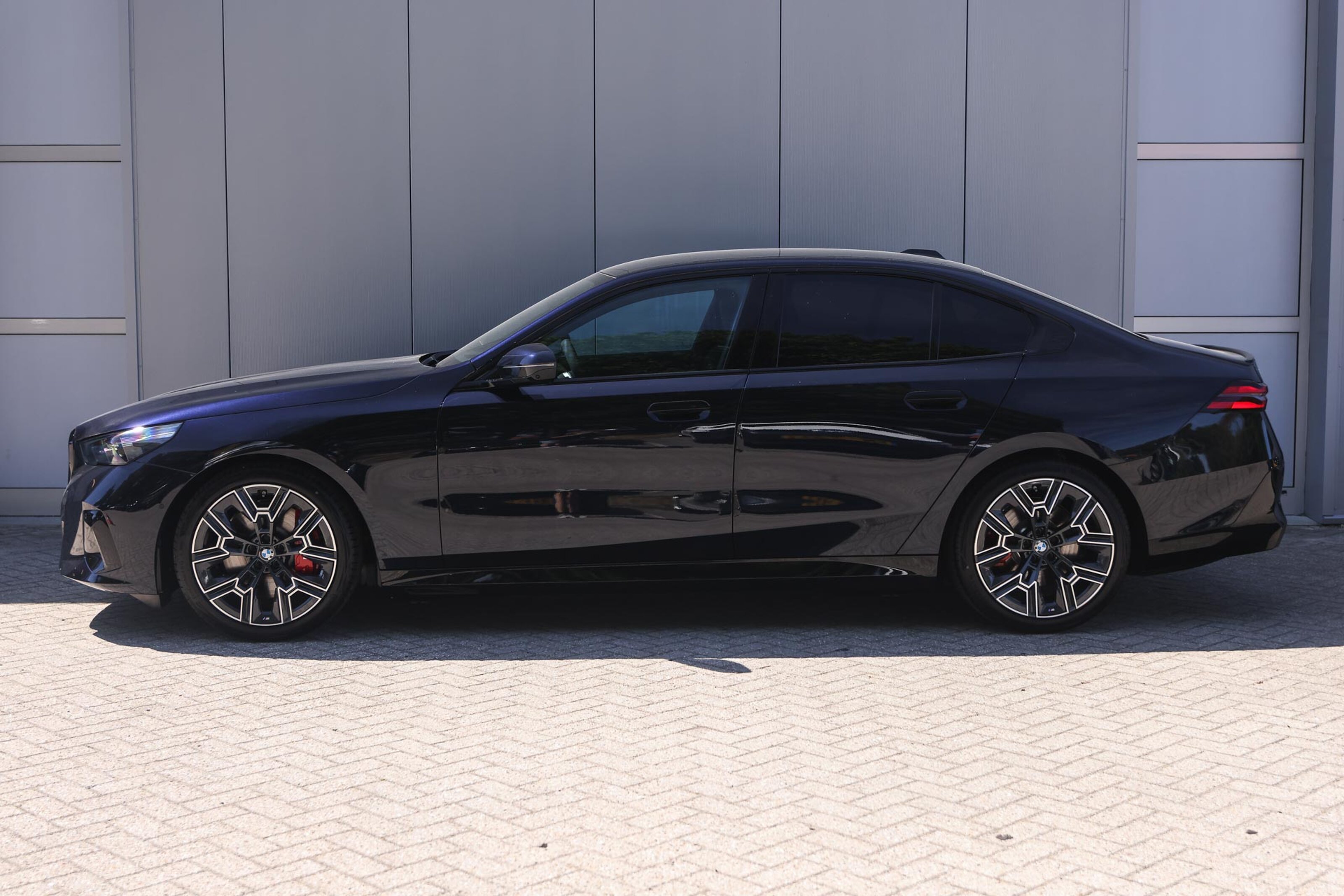 BMW i5 7