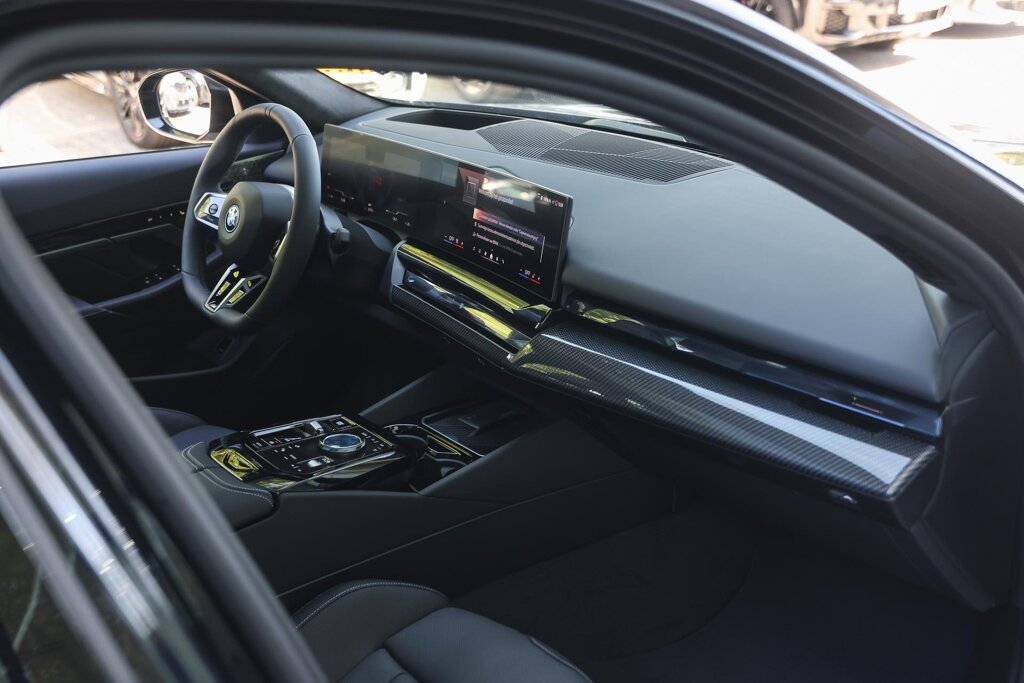 BMW i5 9