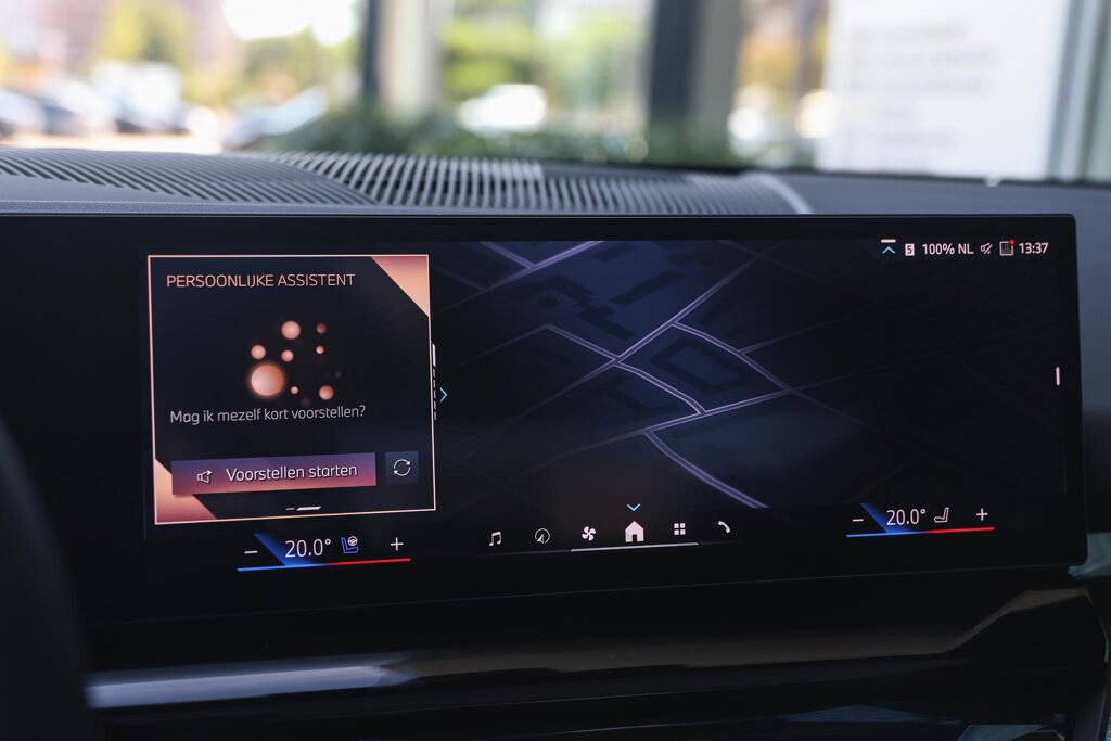 BMW i5 21