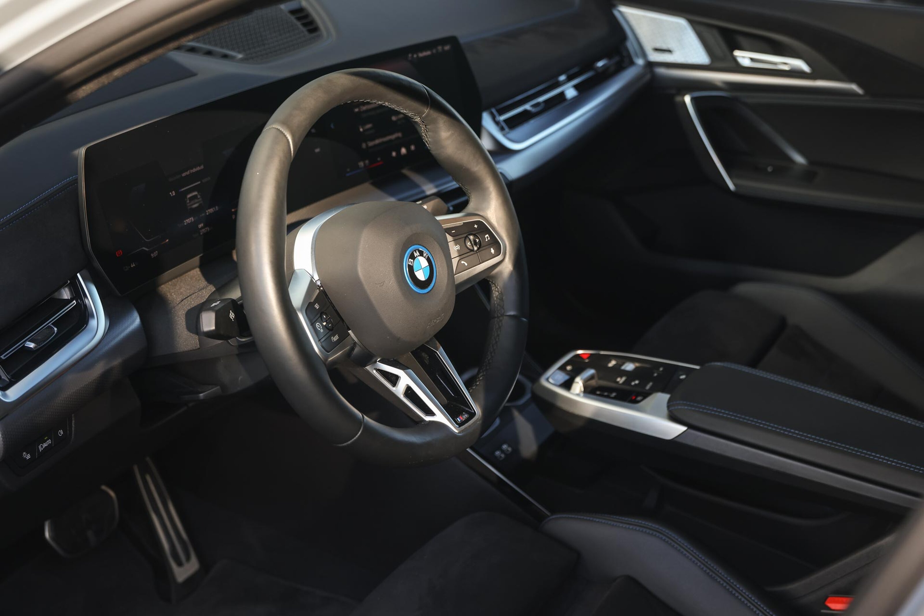 BMW iX2 9