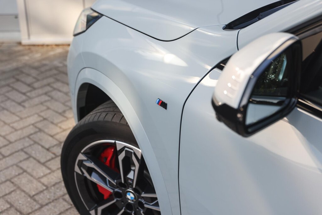 BMW iX2 30