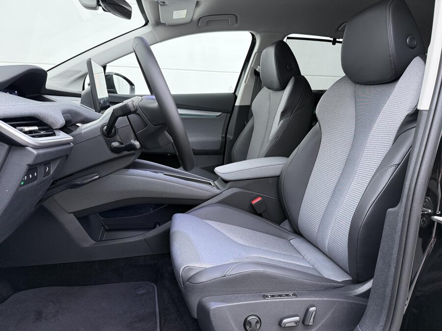 Škoda Enyaq Business Edition 210 kW / 286 PK