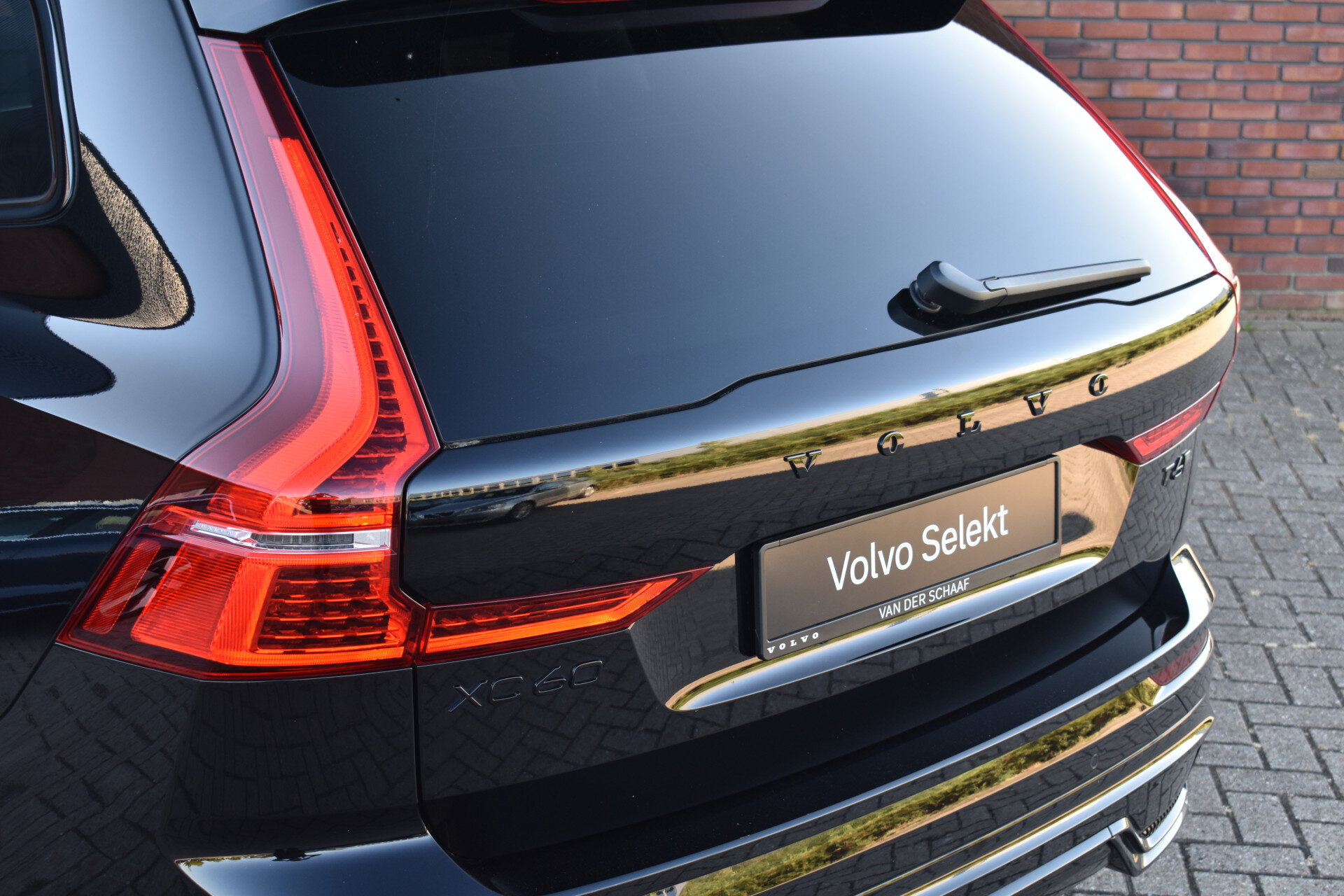 Volvo XC60 T6 350PK Plug-in hybrid AWD Ultra Black Edition - Afbeelding 5
