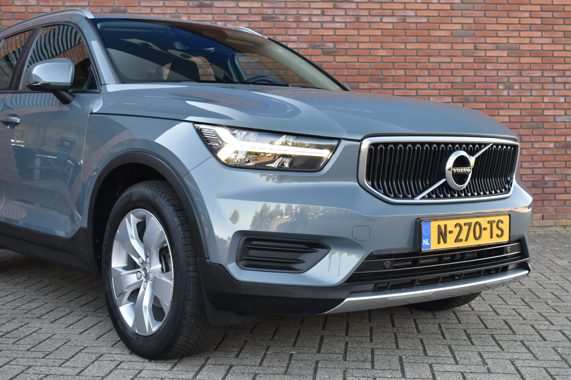 Volvo XC40 T2 129PK Automaat Momentum Business - Afbeelding 2