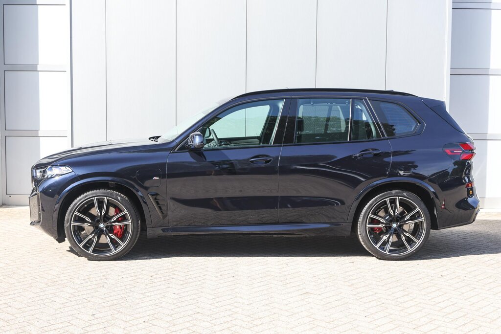 BMW X5 8