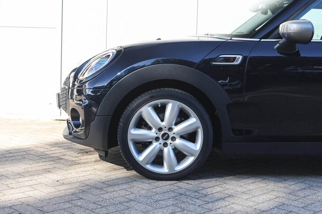 MINI Clubman 5