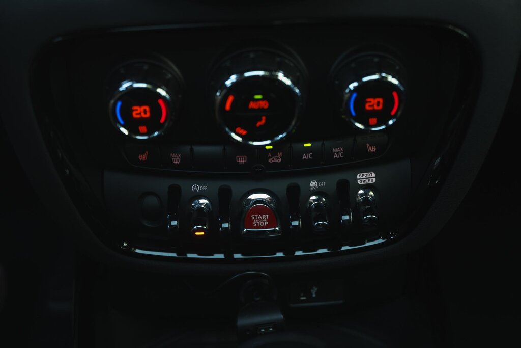 MINI Clubman 13