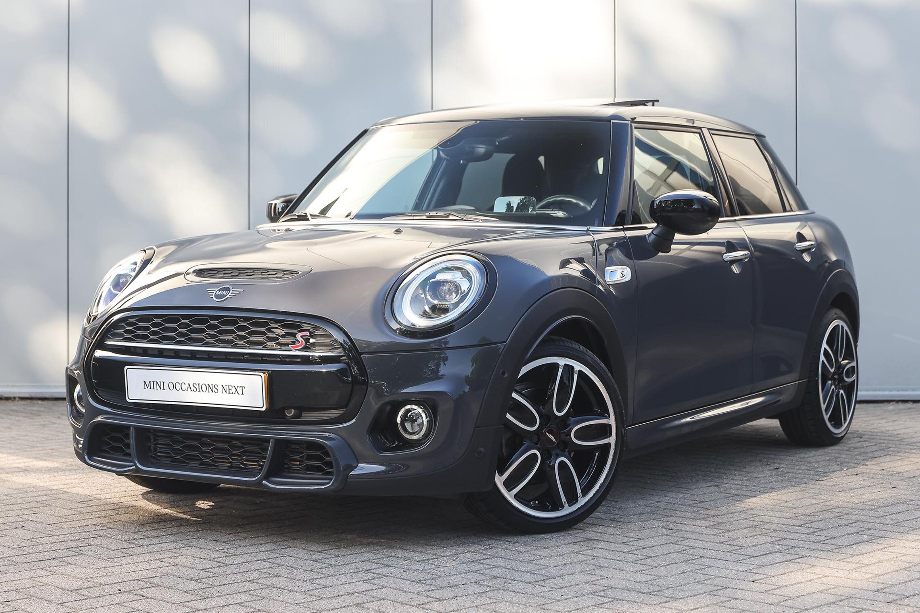 MINI Cooper S Hatchback Hammersmith Automaat