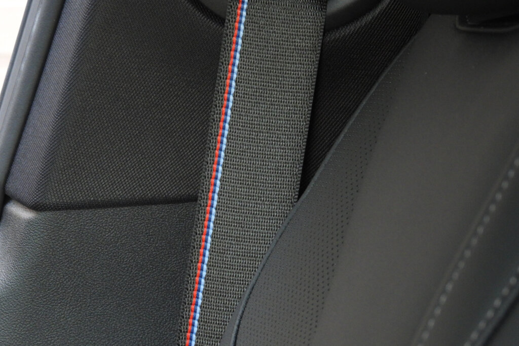 BMW i4 16