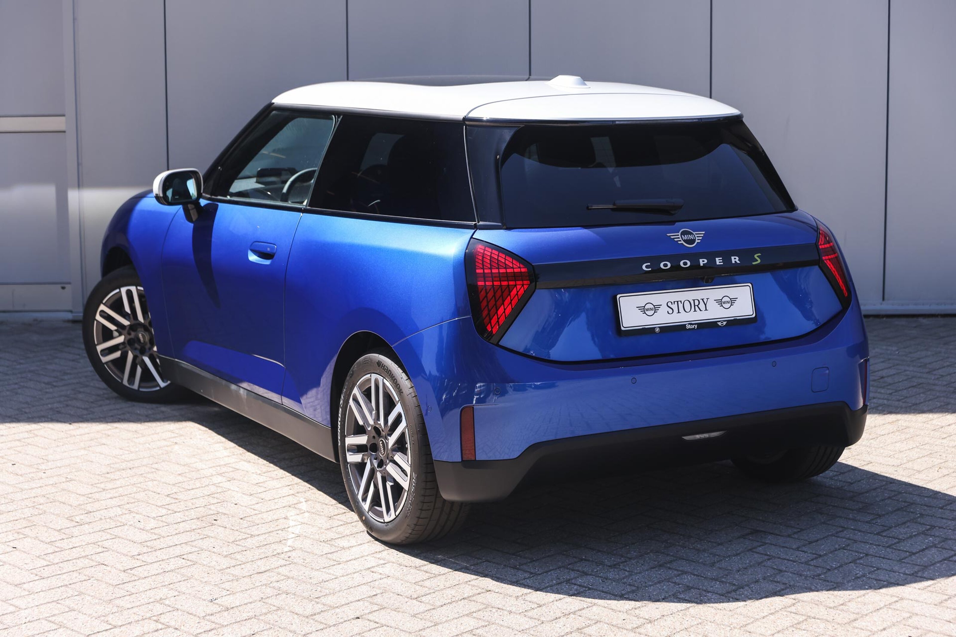 MINI Electric Hatchback Cooper SE
