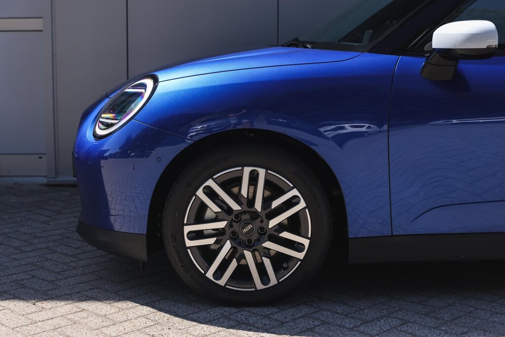 MINI Electric 4