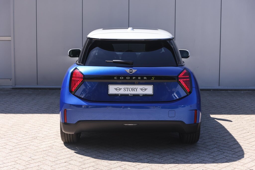 MINI Electric 6