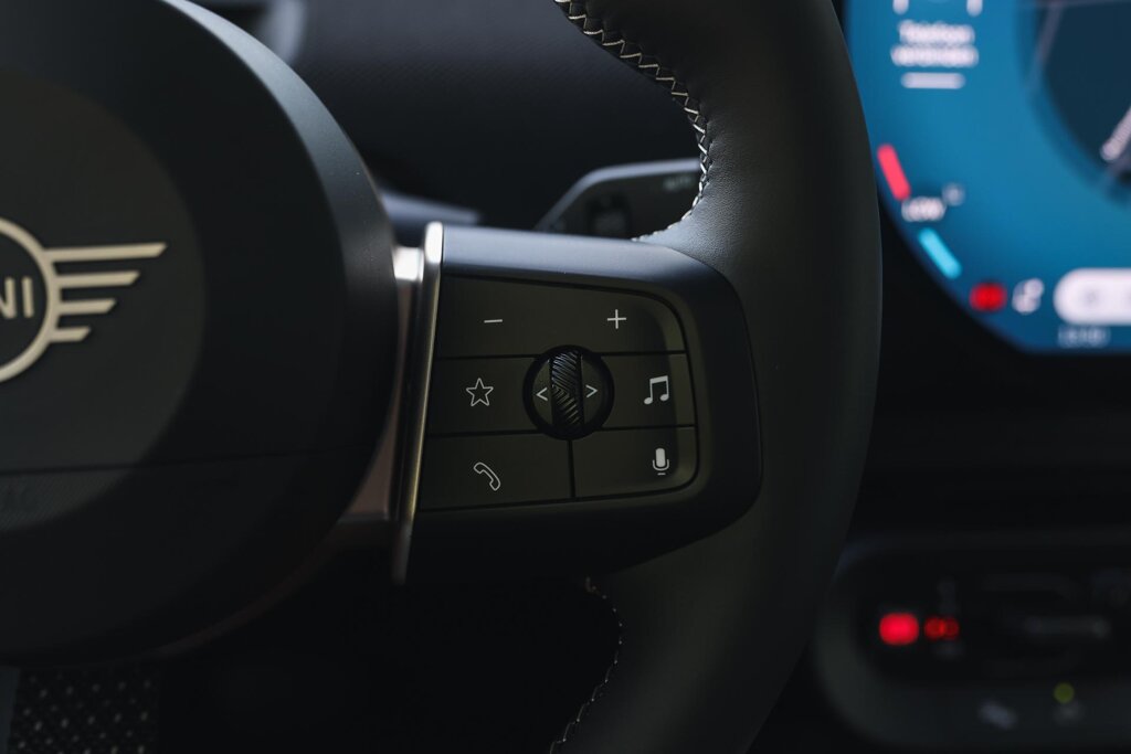 MINI Electric 12