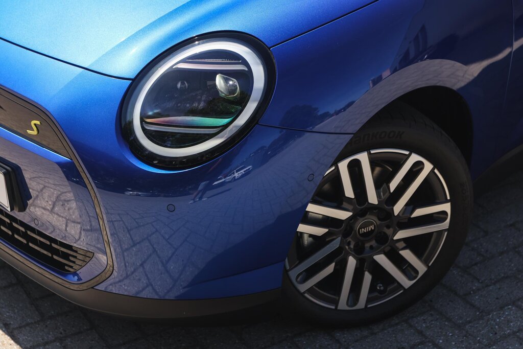 MINI Electric 24